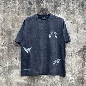 Represent Men's Charcoal Graphic Tee with Unique Designs
